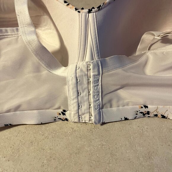 Cacique Women's Bra 44F Lightly Lined Full Coverage No-Wire White Floral - Picture 7 of 9